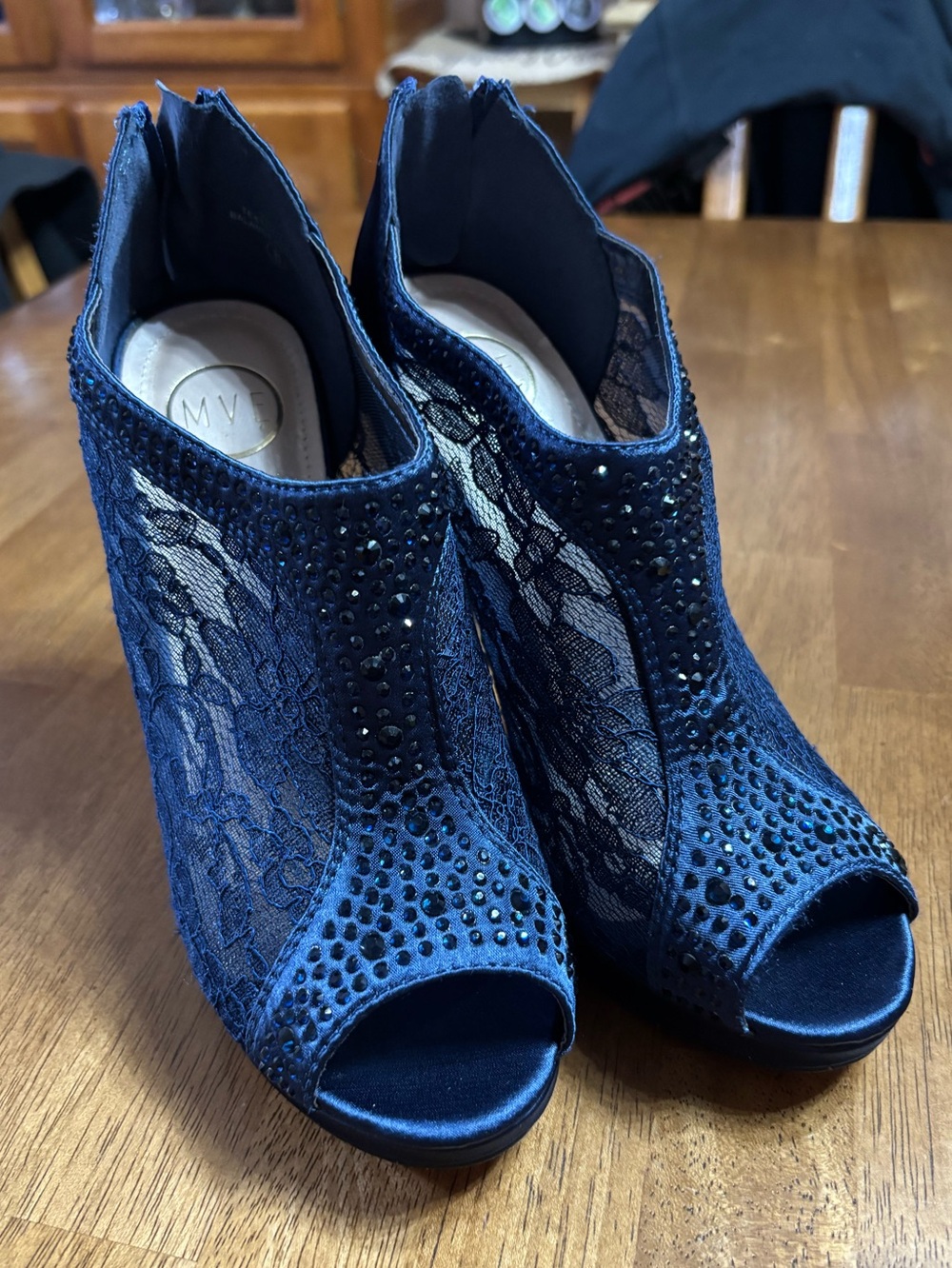 MVE Platform Lace Open Toe Dress Pump -Lace & rhinestones Crystals Navy 8